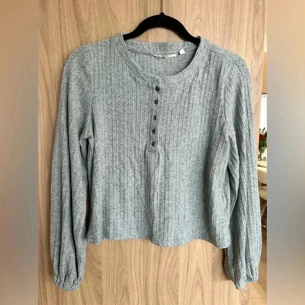Candace Cameron Bure gray long sleeve top sweater like new XXS soft stretchy